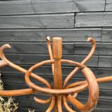 Baumann parrot coat rack