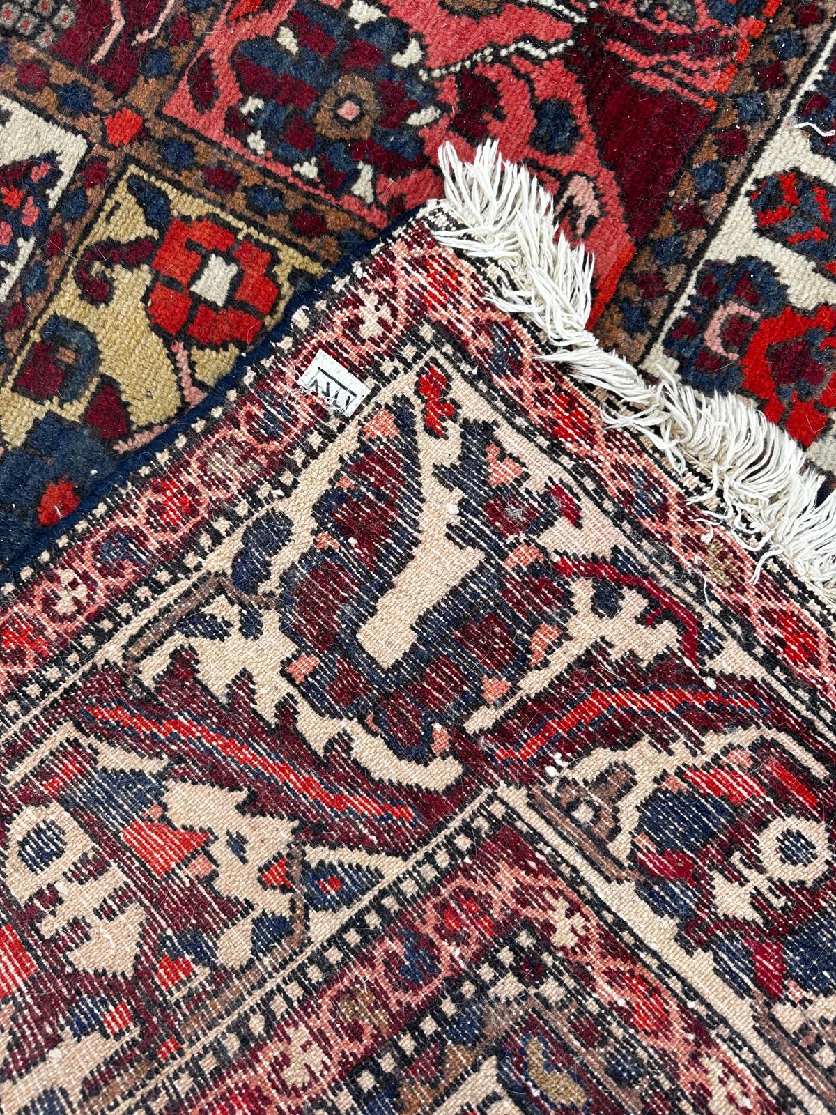Bakhtiar carpet 230cm x 310cm