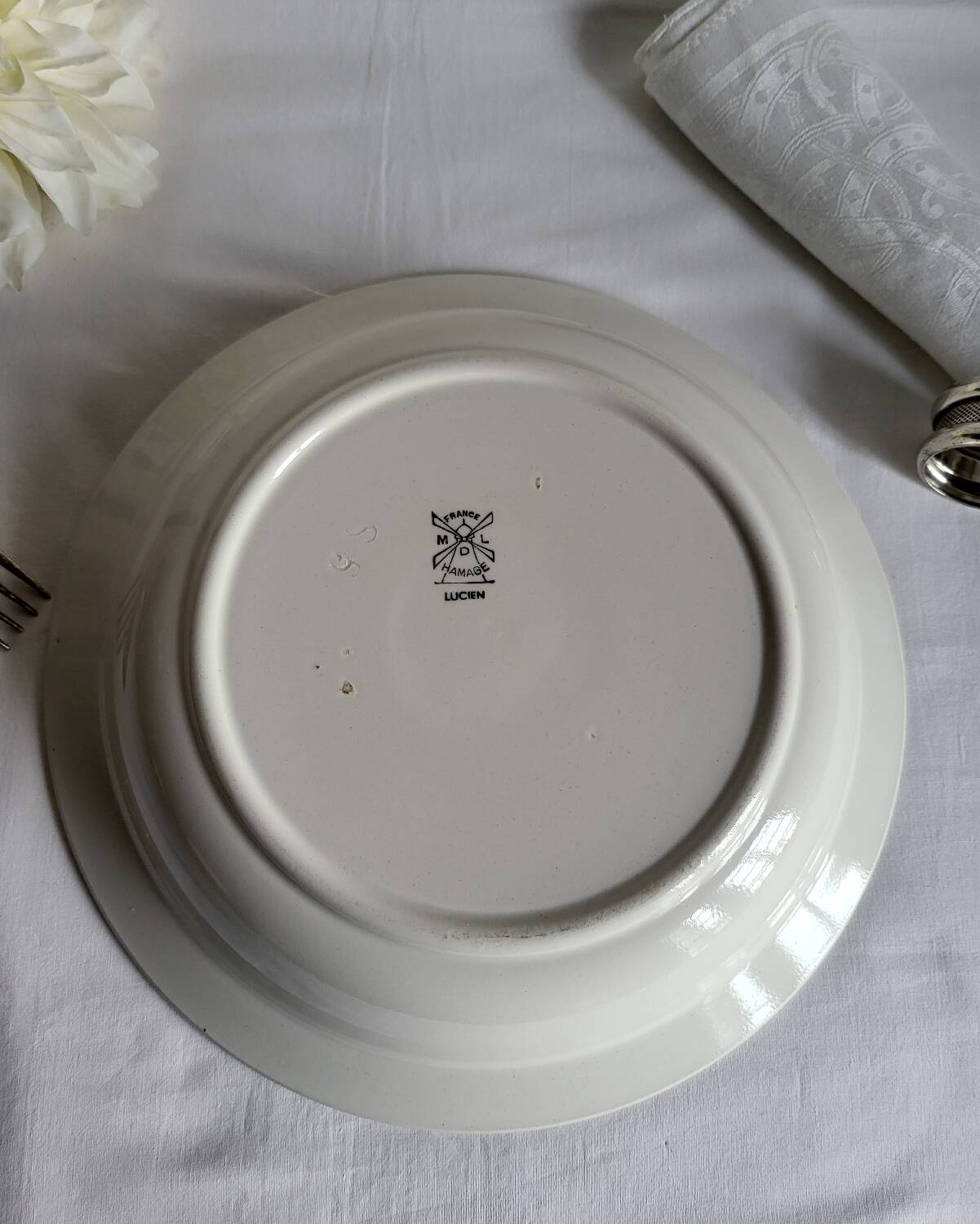 Large round hollow dish in earthenware Moulin des Loups & Hamage