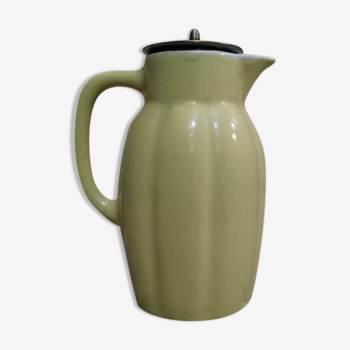 Yellow infuser or pot