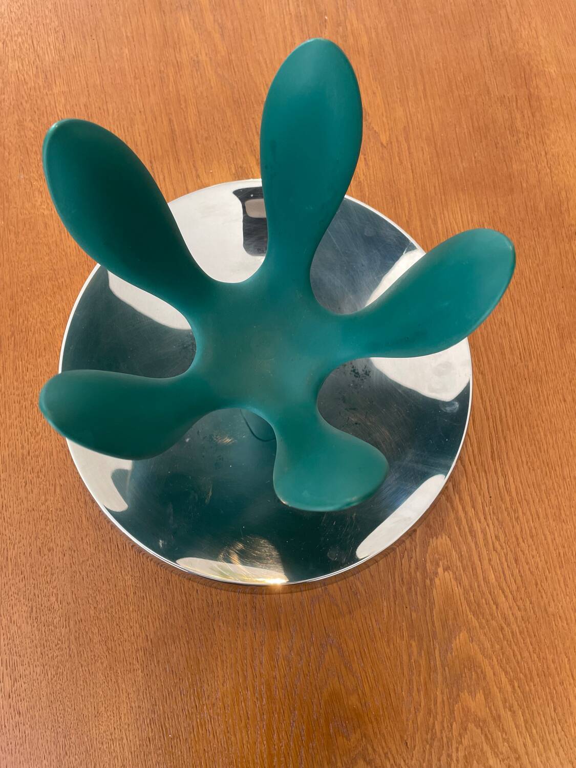 Alessi "Mama" fruit bowl