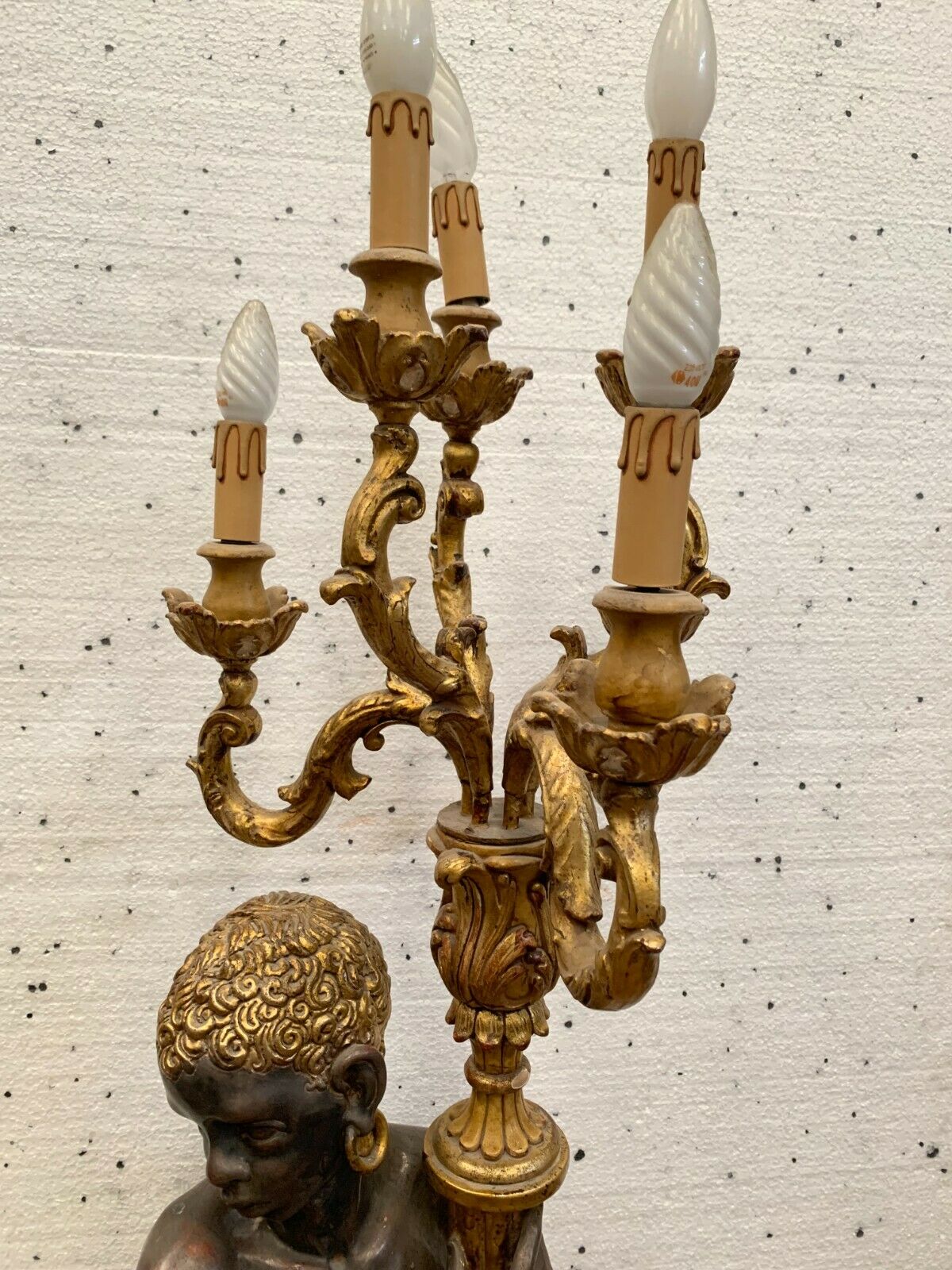 Torchère decoration of a nubian in wood and gilded stucco XX century