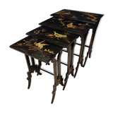 Pull out tables