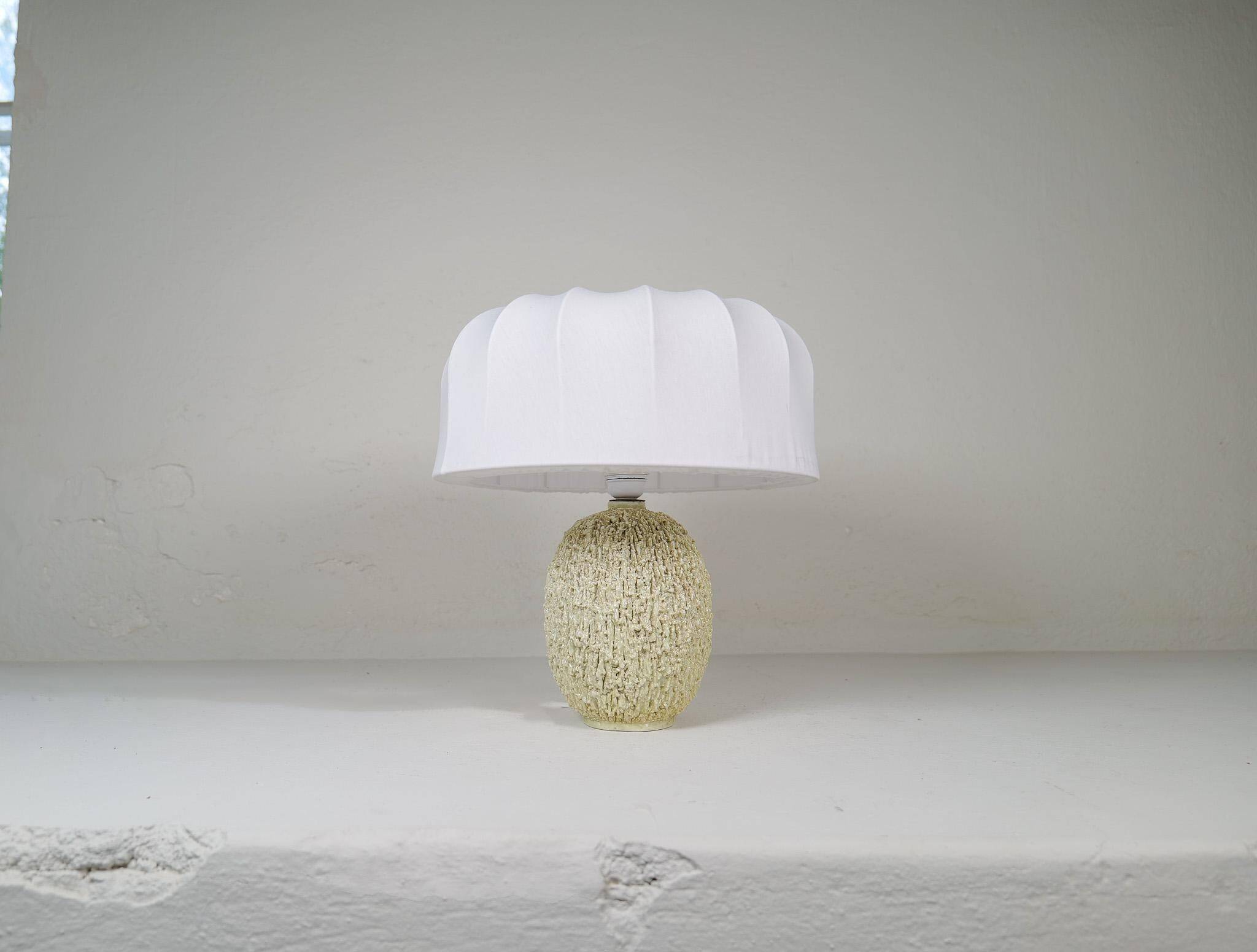 Large modernist mid-century table lamp "Chamotte" Gunnar Nylund Rörstrand, Sweden