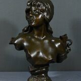 Bronze “Capture”, signed E.Villanis – Late 19th century
