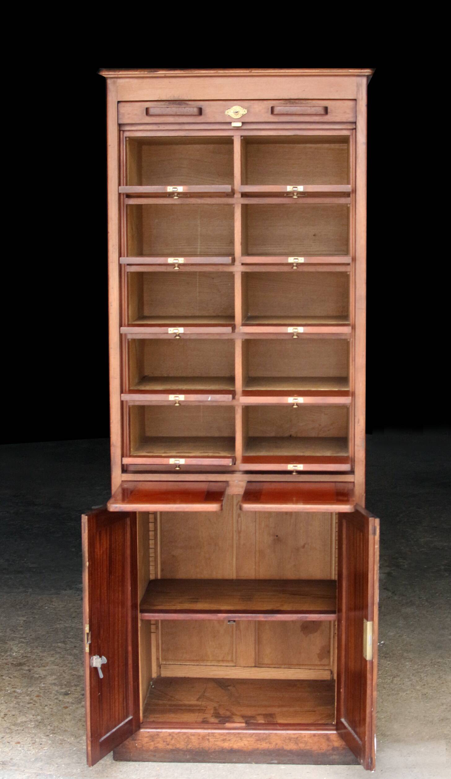 Shannon notary's filing cabinet, in solid mahogany (circa 1900)