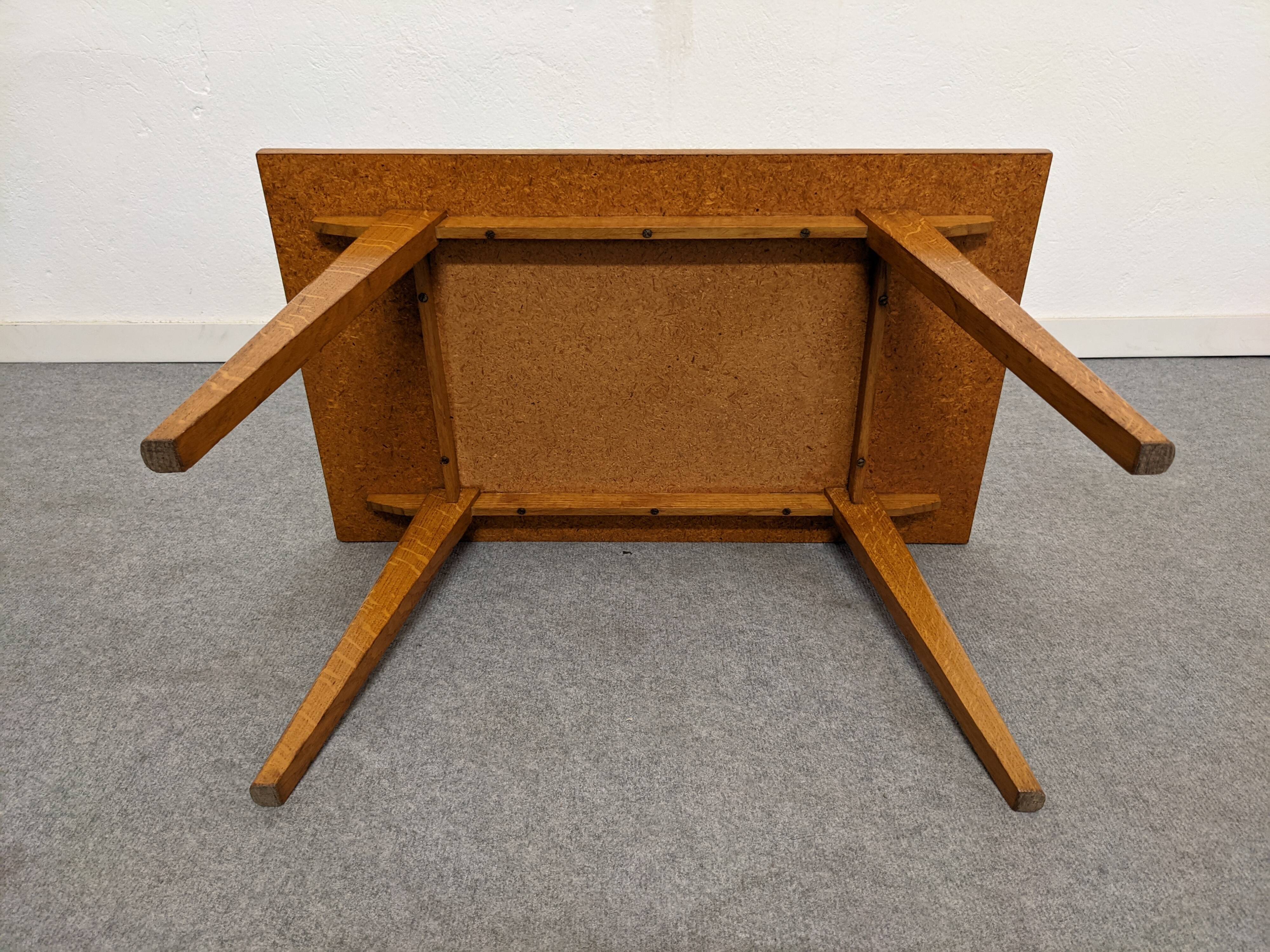 Coffee table of the 50s/60s