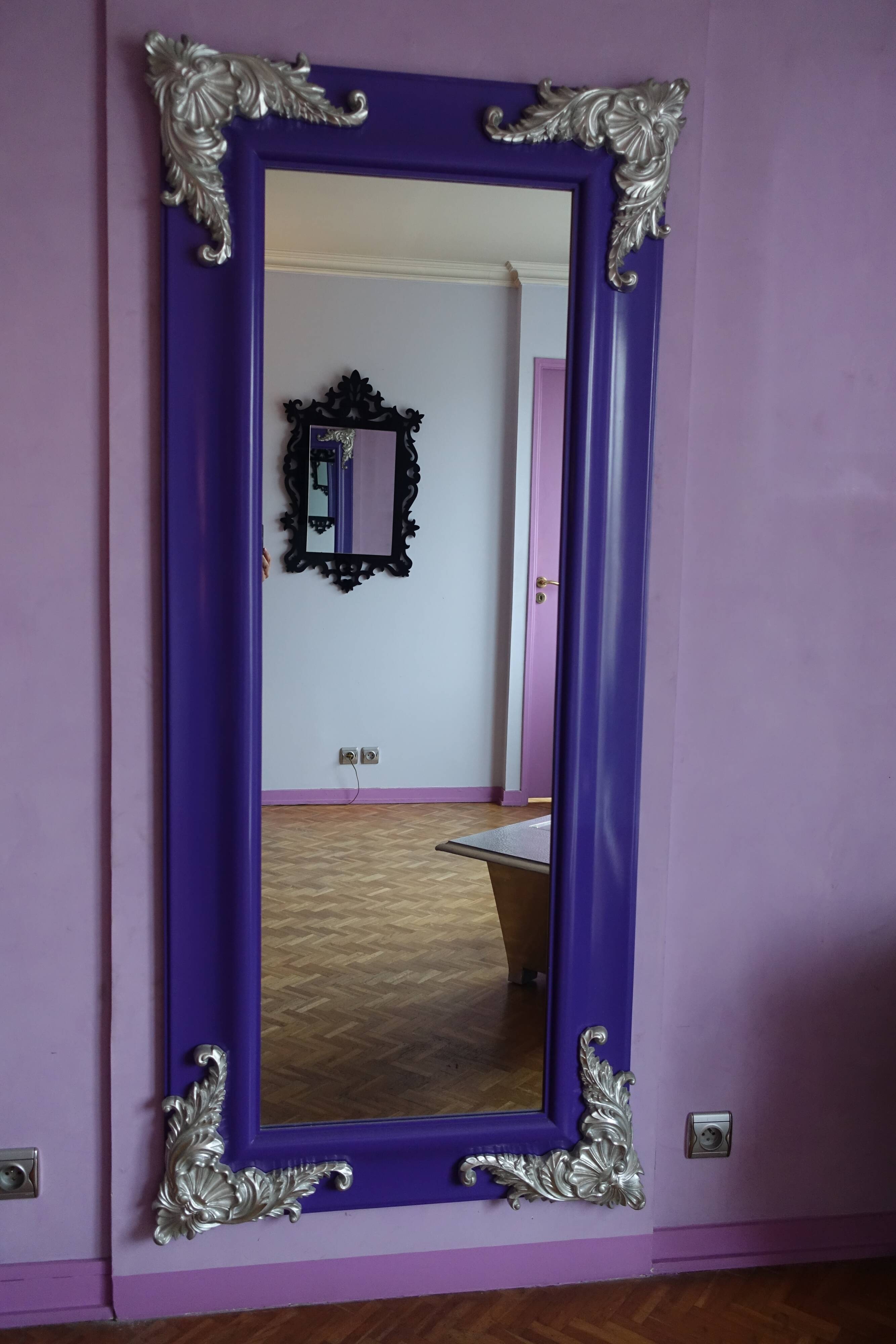 Large Venetian-style purple Italian mirror