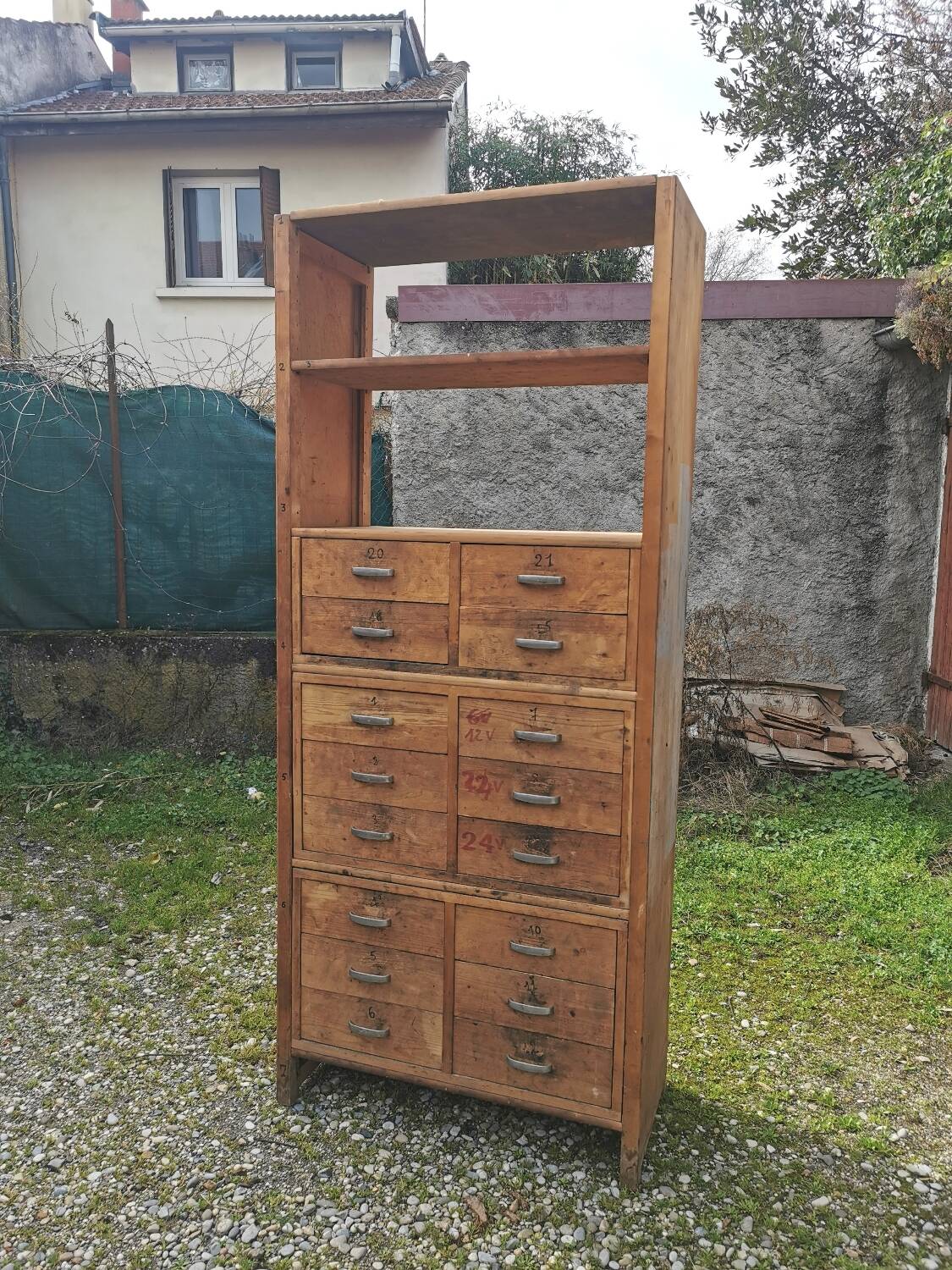Solid wood workshop furniture