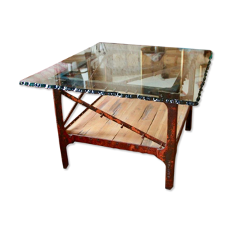 Design coffee table