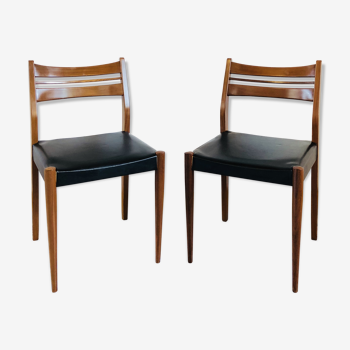 Paire de chaises scandinave en teck et skaï noir