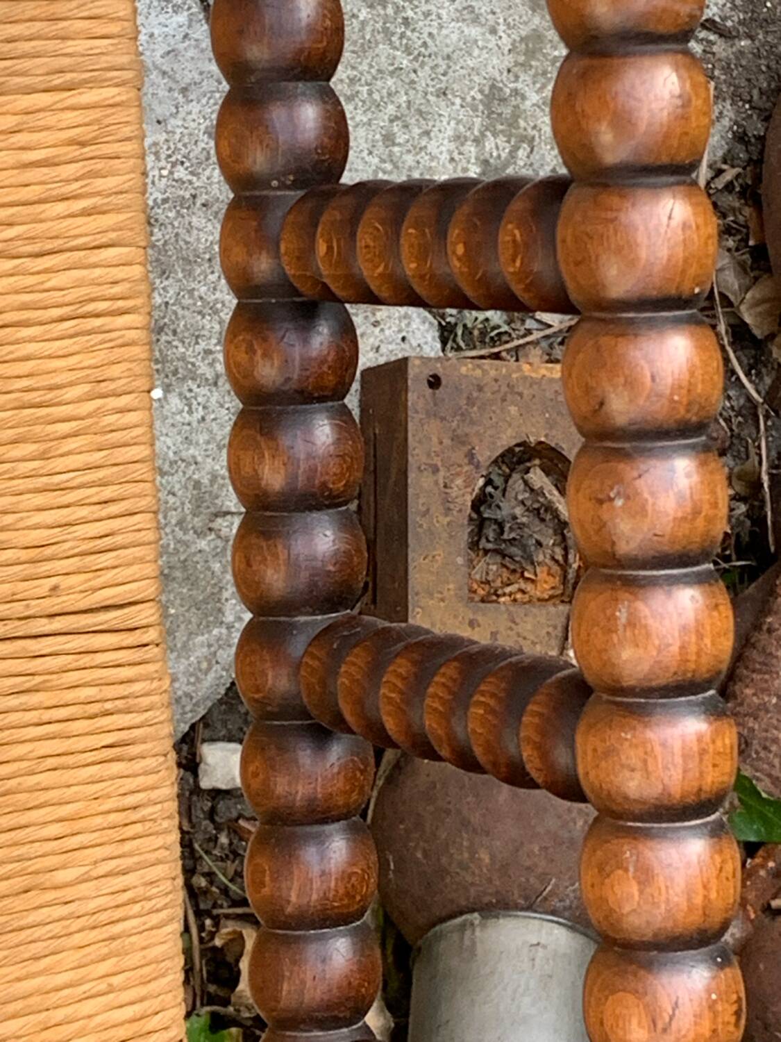 1920s turned wood straw corner chair