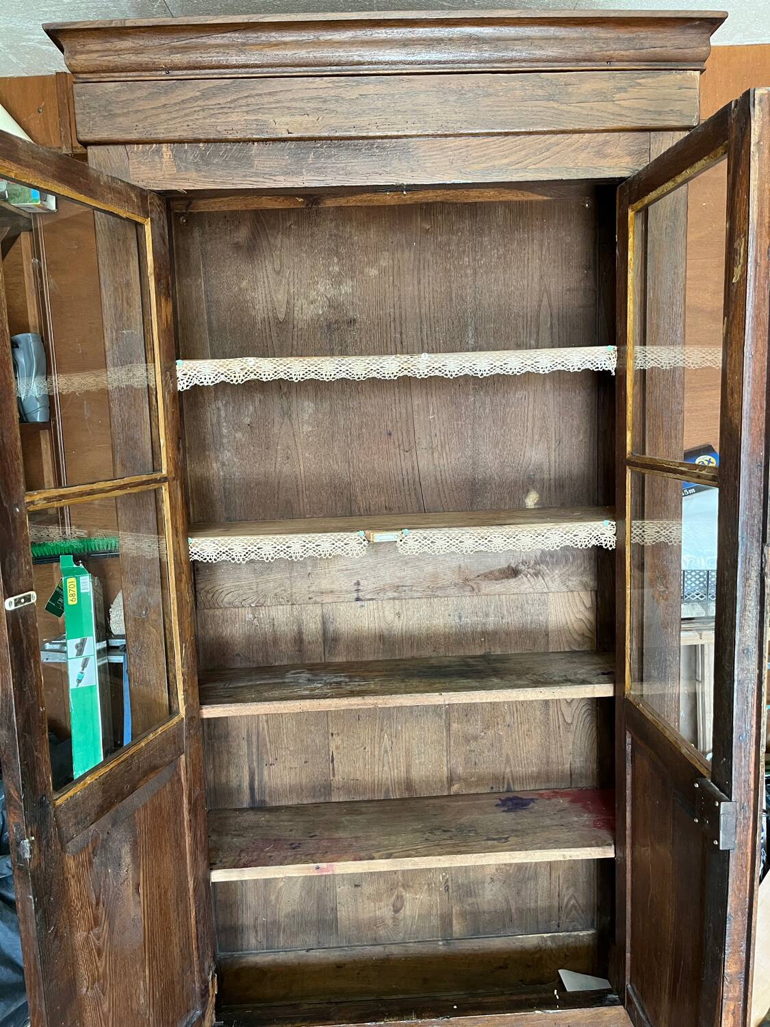 Class library Community school