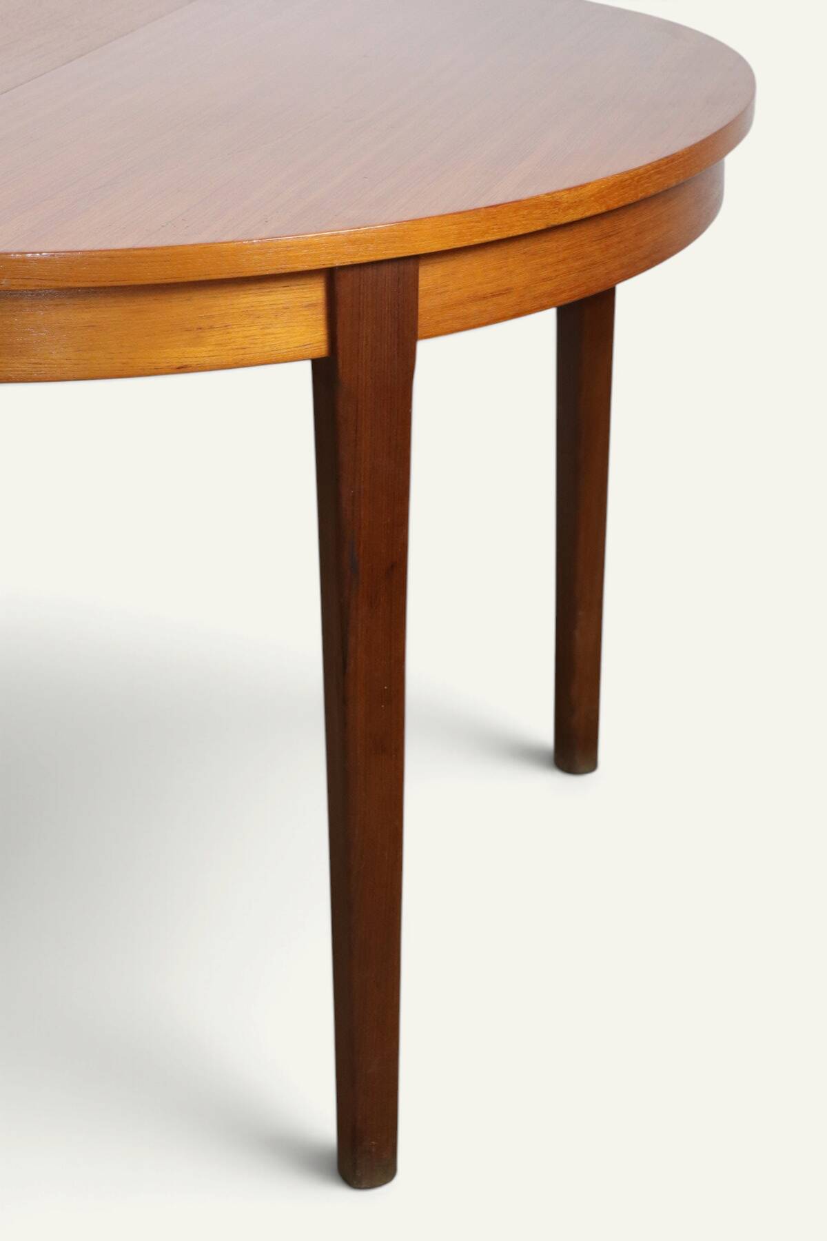 Table ronde extensible vintage en teck, années 70