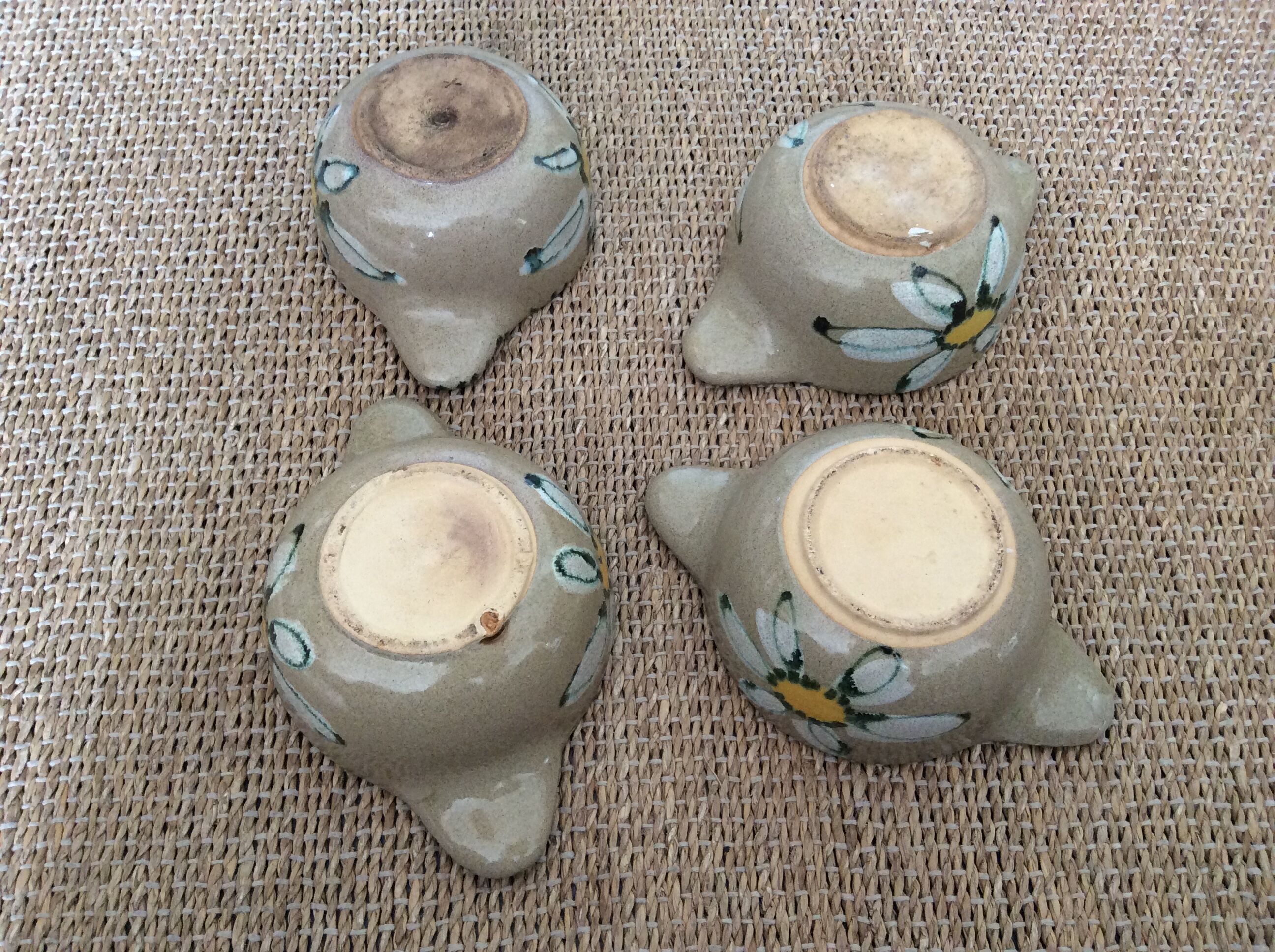 4 glazed terracotta bowls