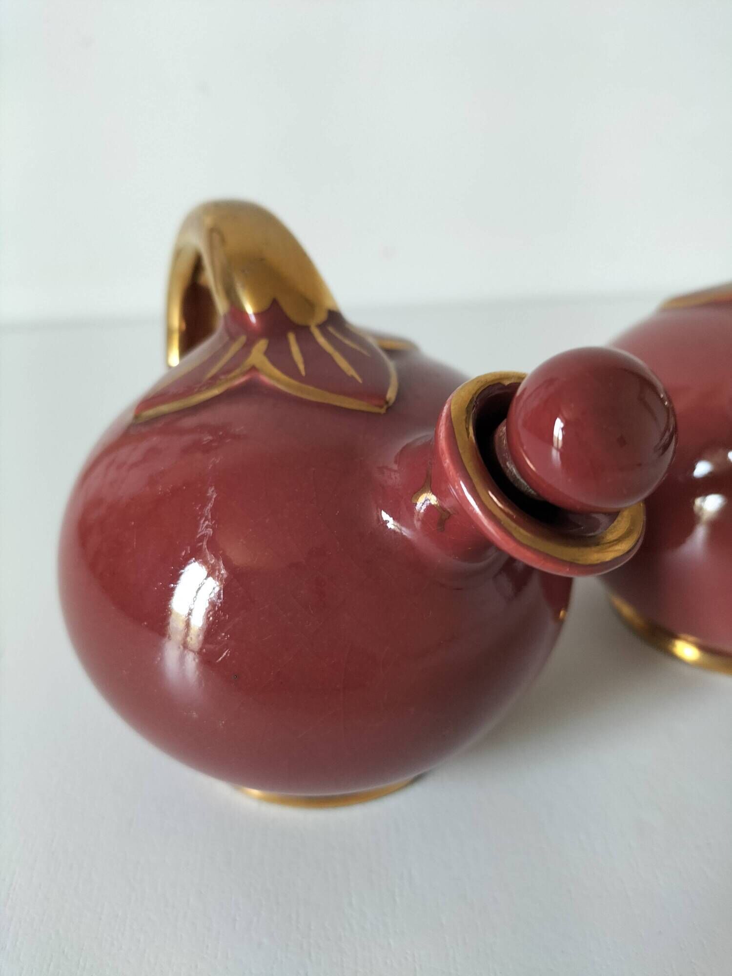 Two small pouring bottles Röd Rubin
