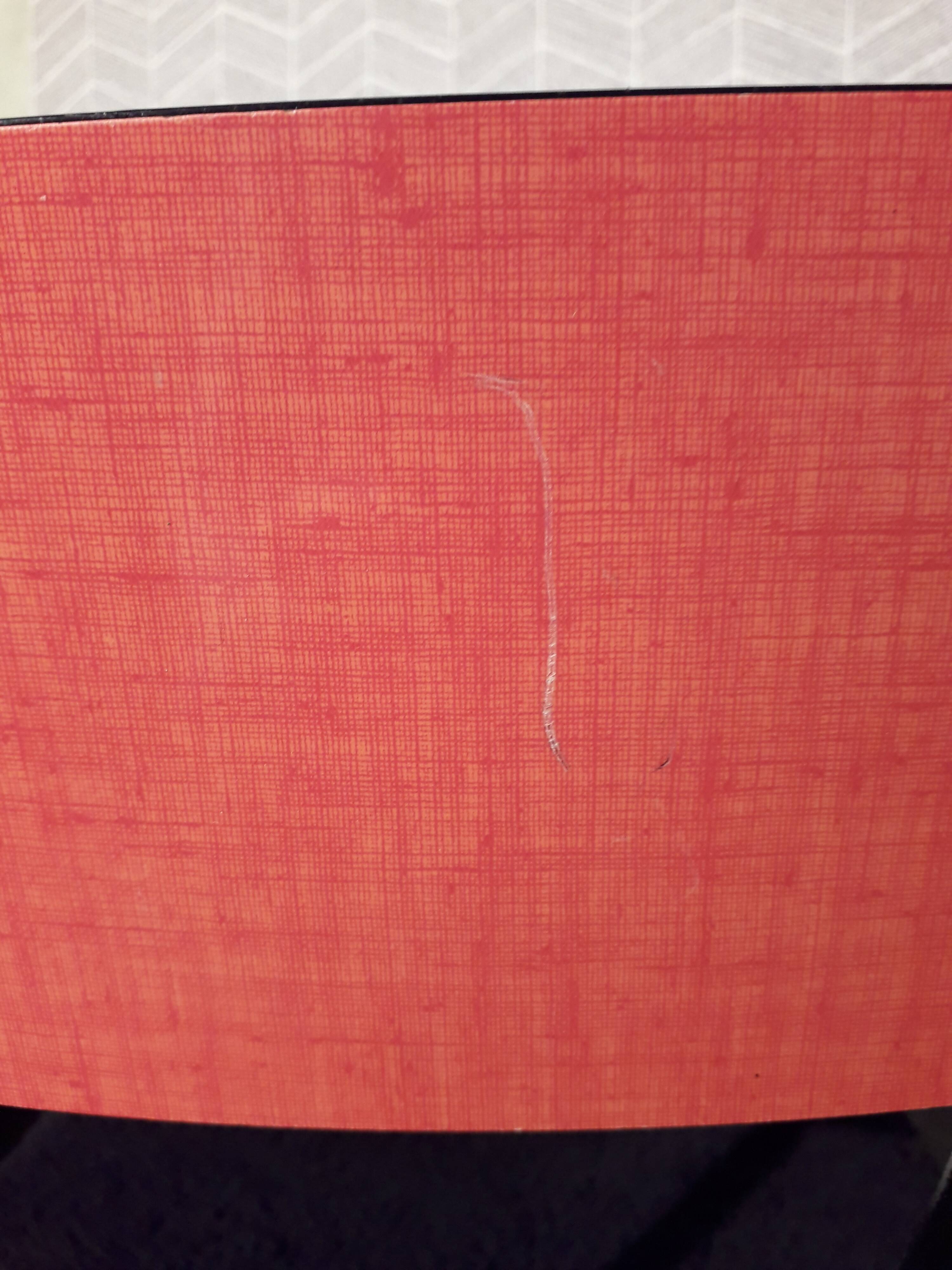Chaise formica et moumoute