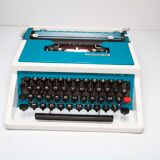 Underwood 315 blue typewriter with satchel