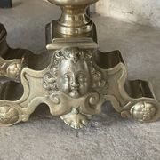 Paire de chenets en laiton