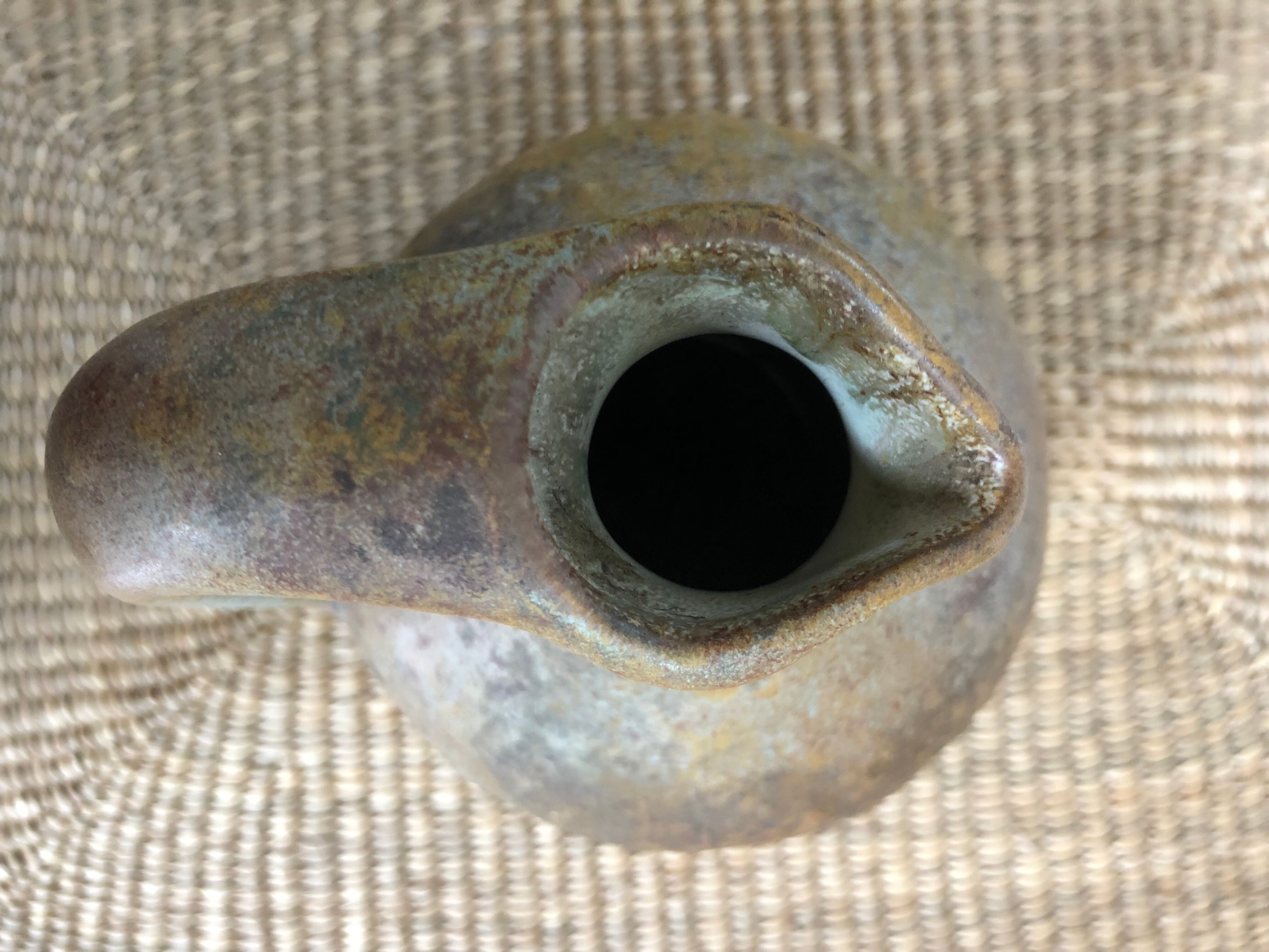 Sandstone pitcher signed the périgordine pottery