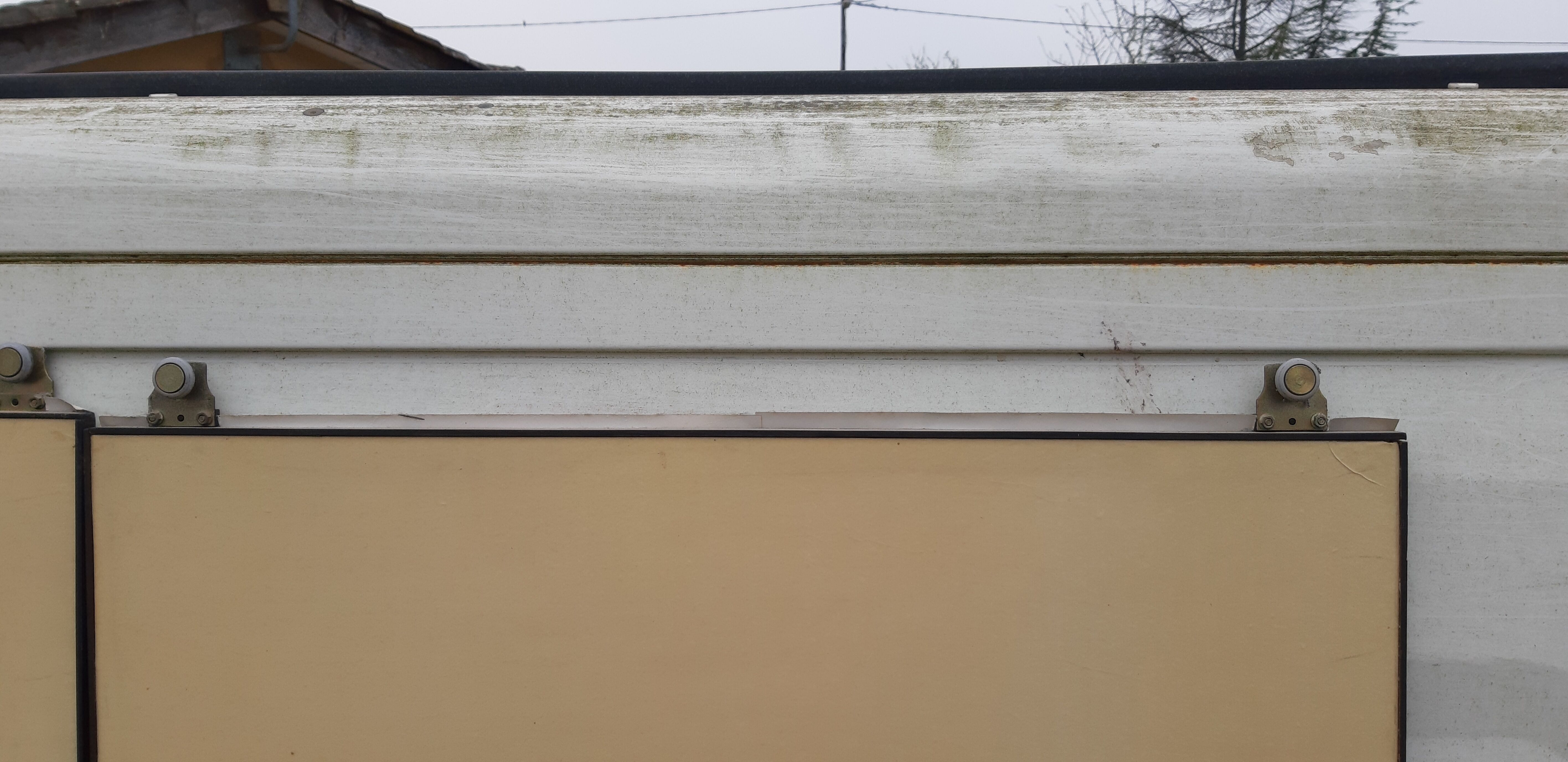 3 sliding panels printed on paper