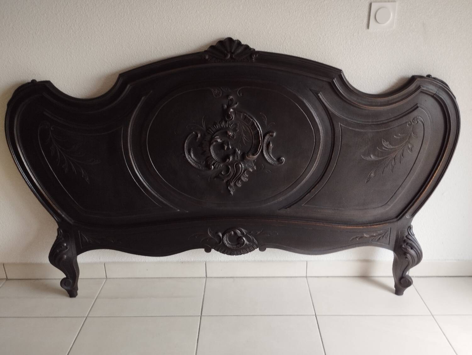 Rocaille Louis XV style headboard, black patina
