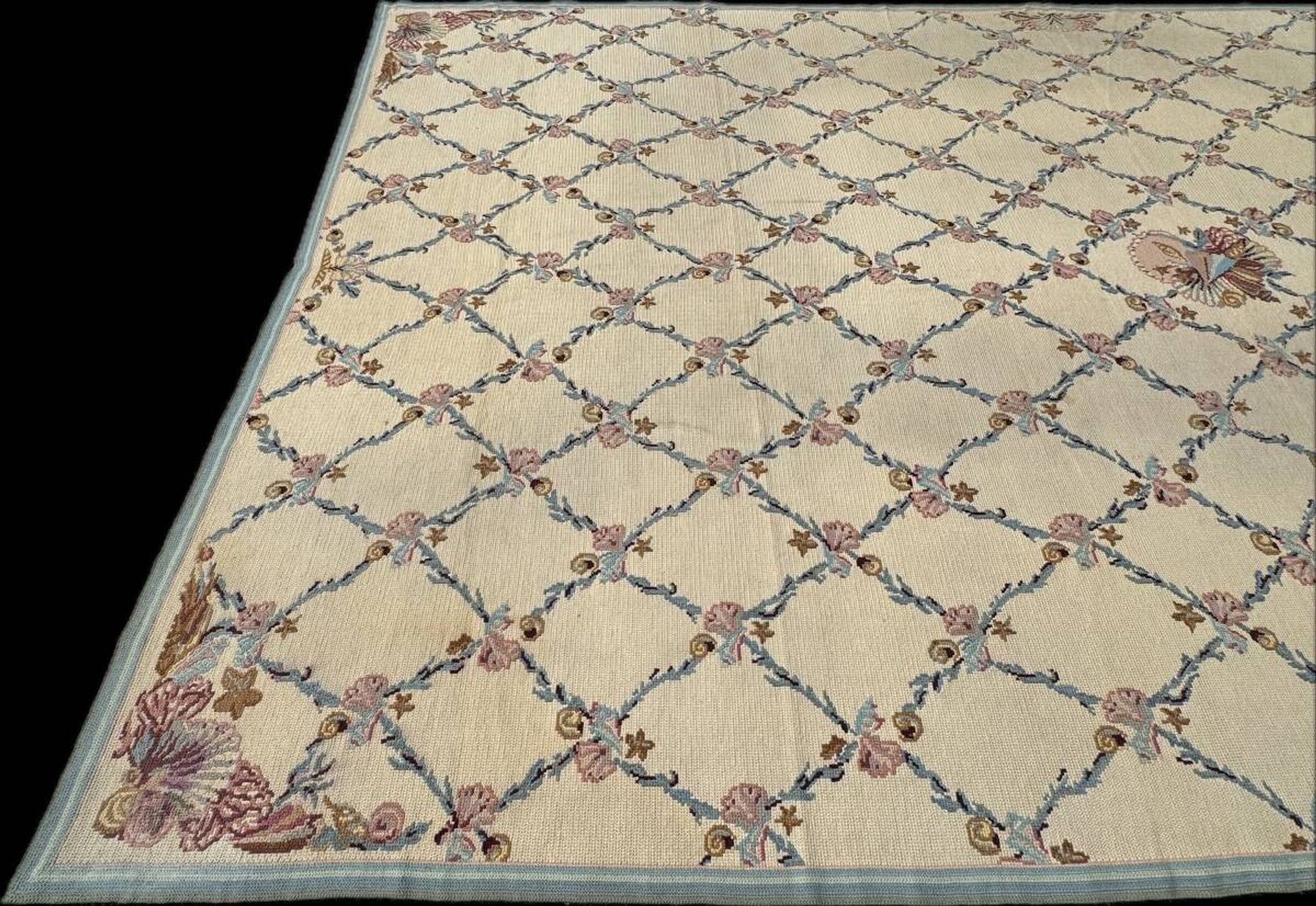 Tapis aux petits points  500x280 cm