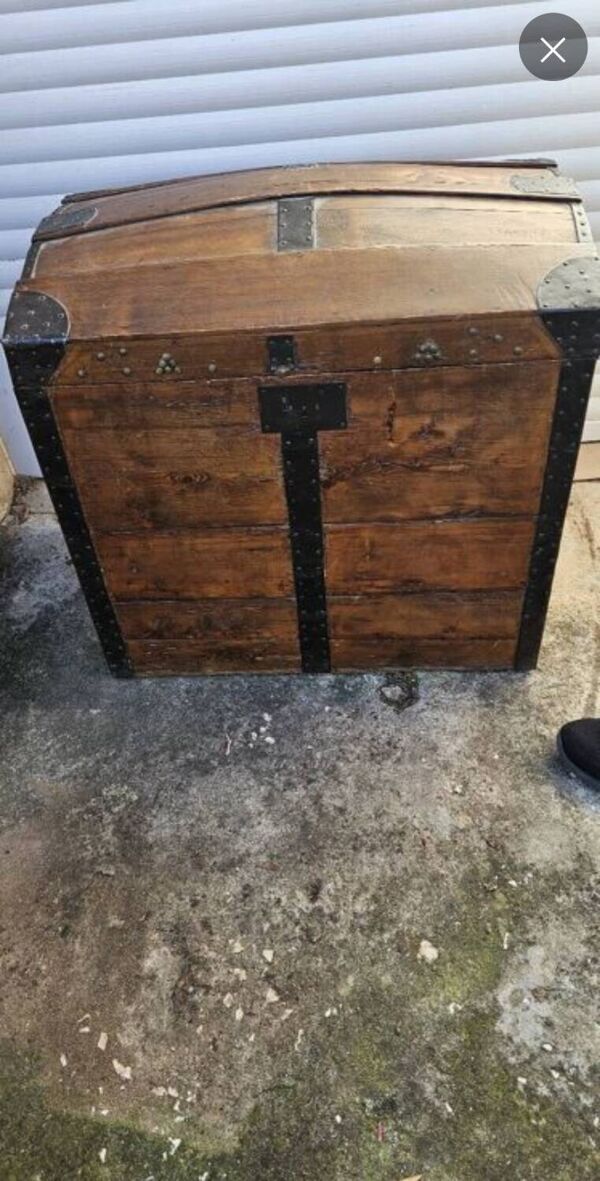 Malle en bois  vintage