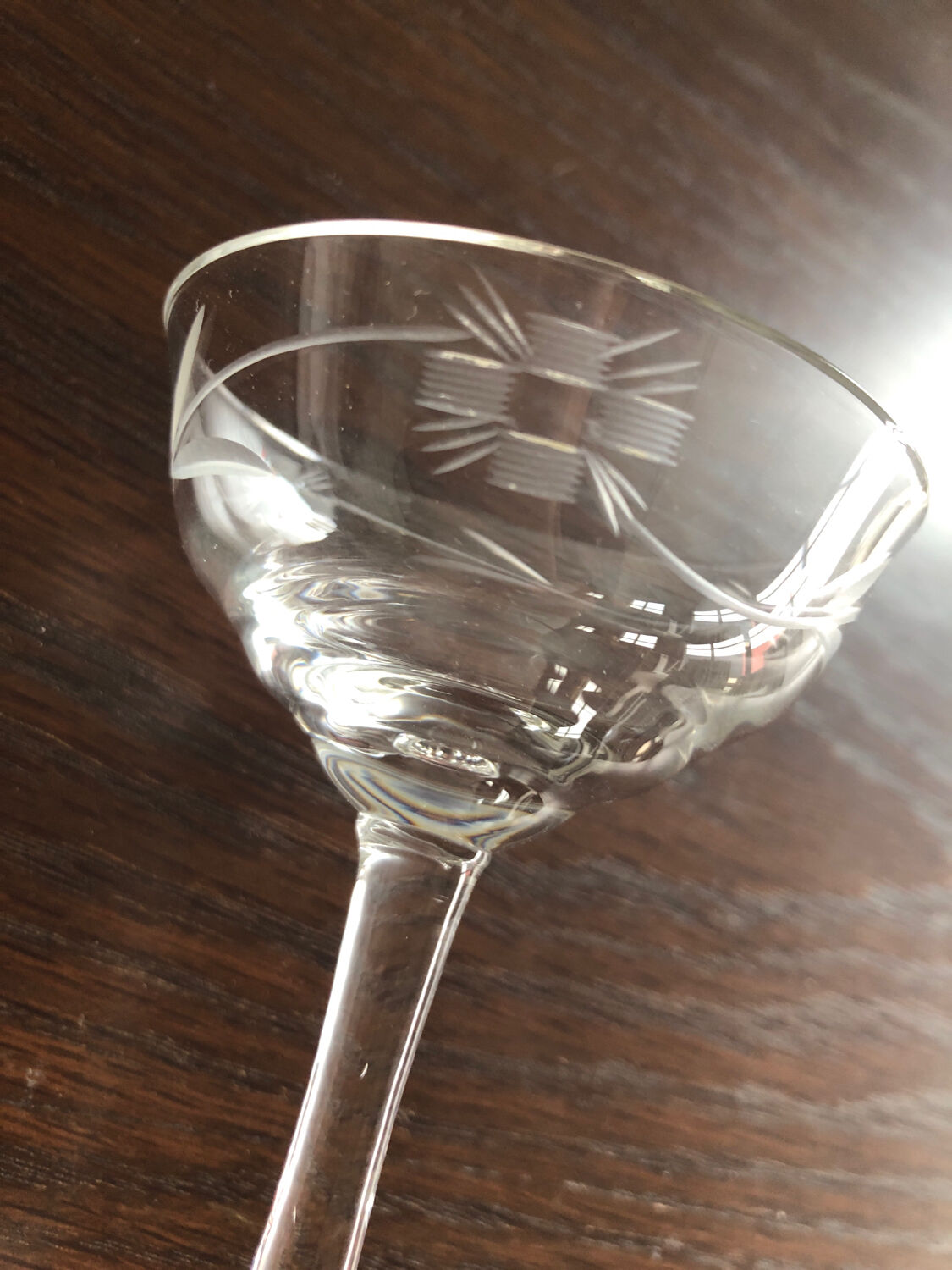 10 liqueur glasses engraved in Vintage crystal