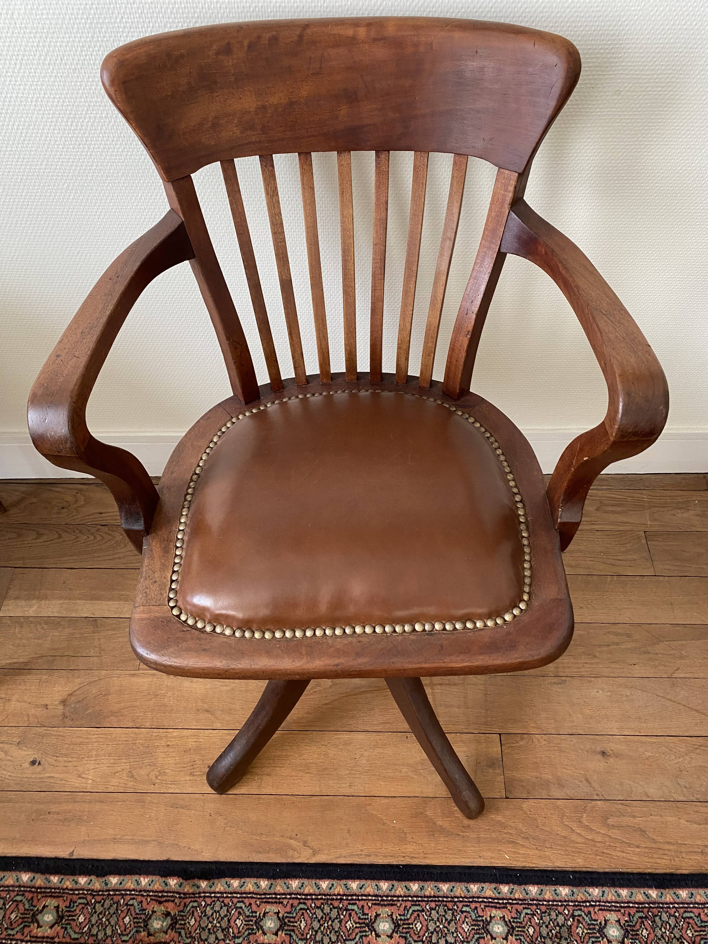 Early 20th century screw office chair