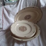 Lot de 2 plats et 4 assiettes plates. Sarreguemines Digouin. Modéle Primax brun.