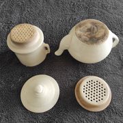 White teapot with filters old and complete p. Precious in Grigny