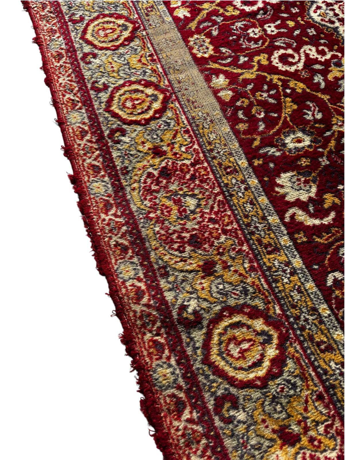Oriental-style wool rug 220cm x 170cm