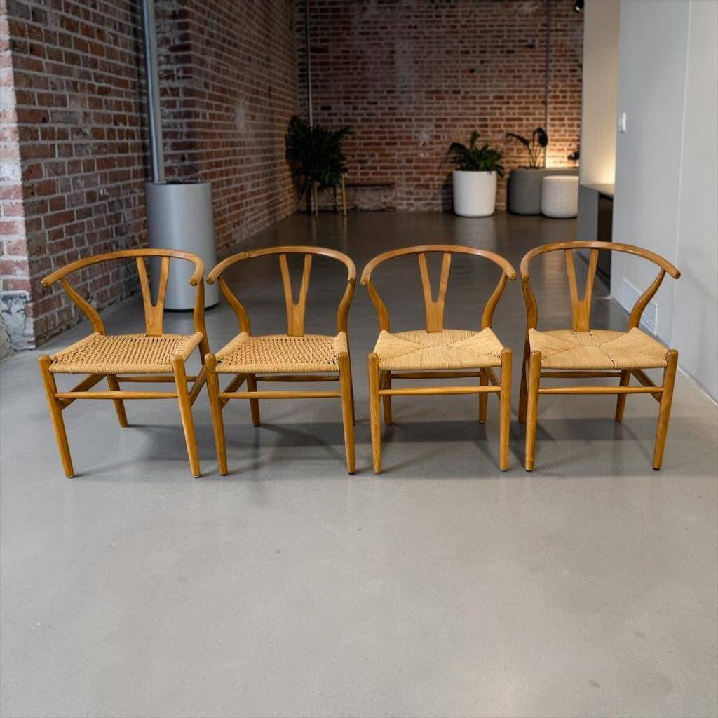 Set of 4 Scandinavian solid wood chairs