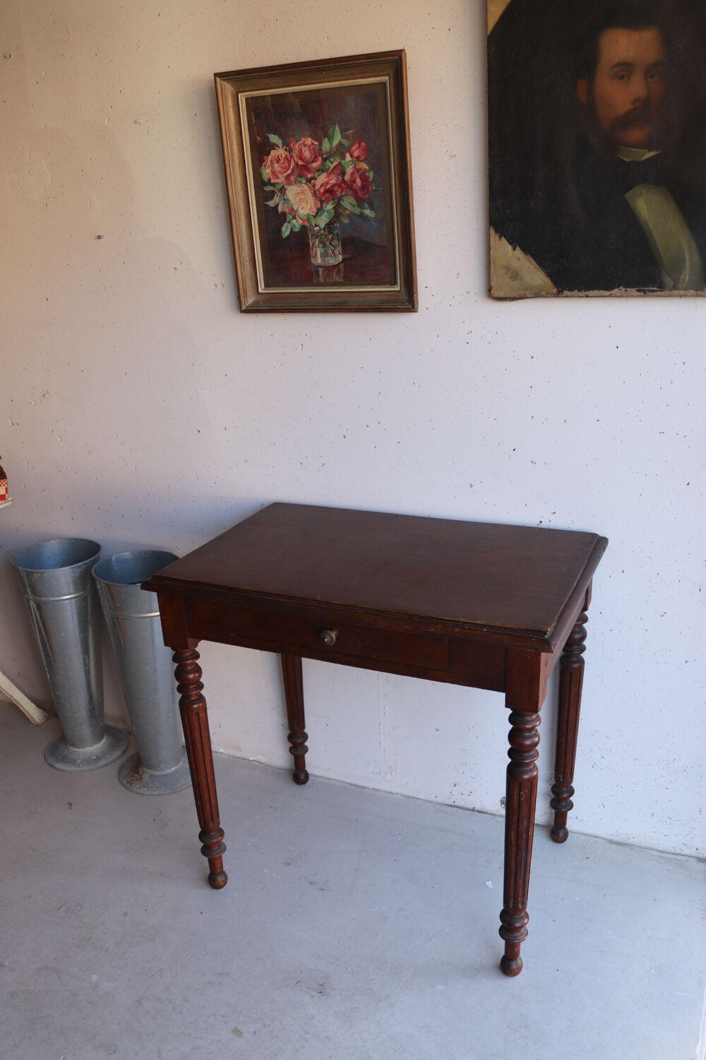 Small antique wooden desk – turned legs