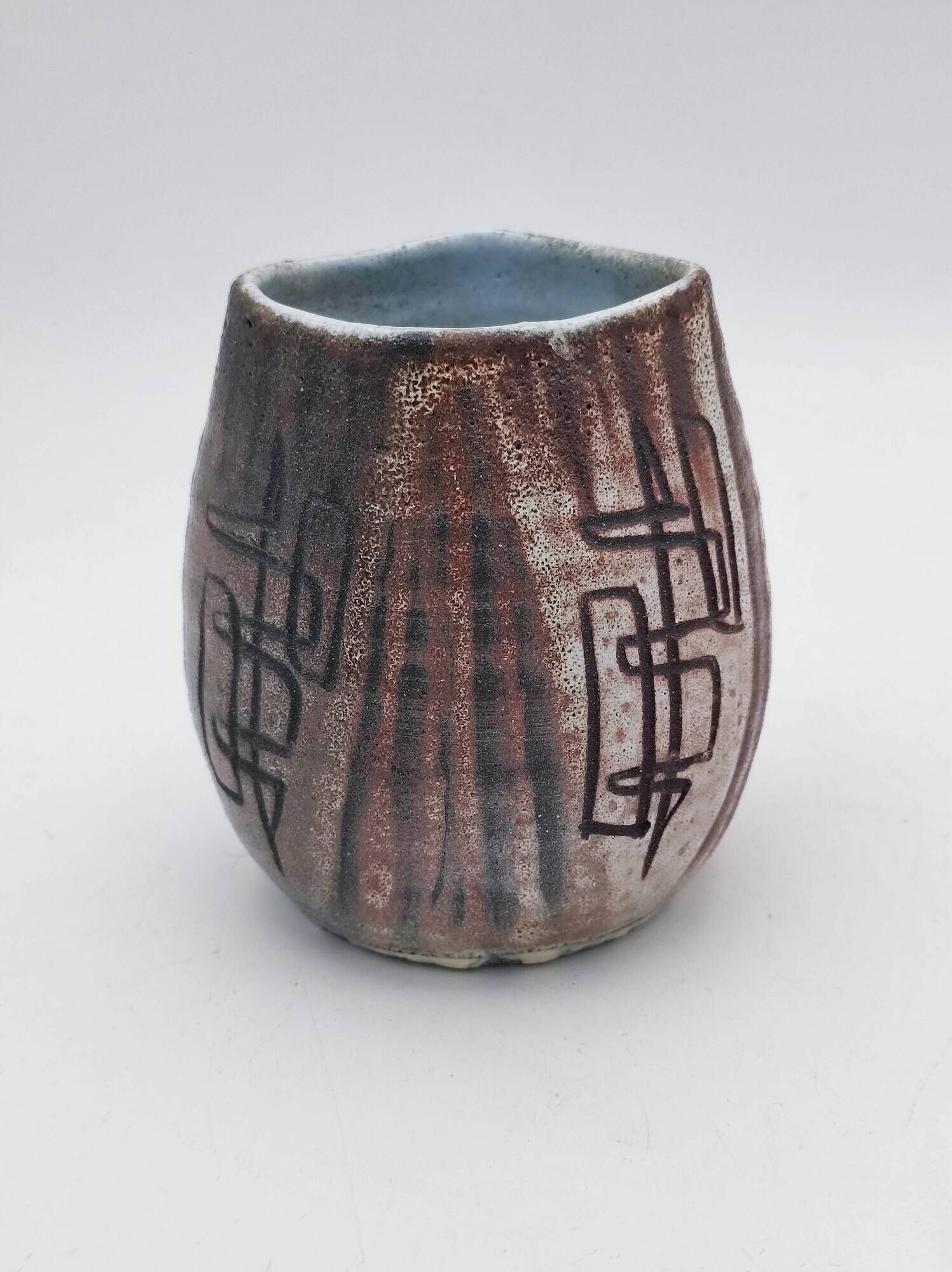 Vase Accolay motifs graphiques
