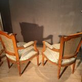 Paire de fauteuil tapissés style Louis XVI
