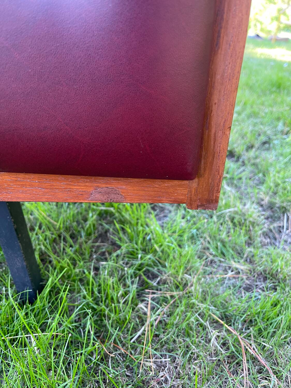 Commode coiffeuse modèle "ingrid" produit par Mondial literie.