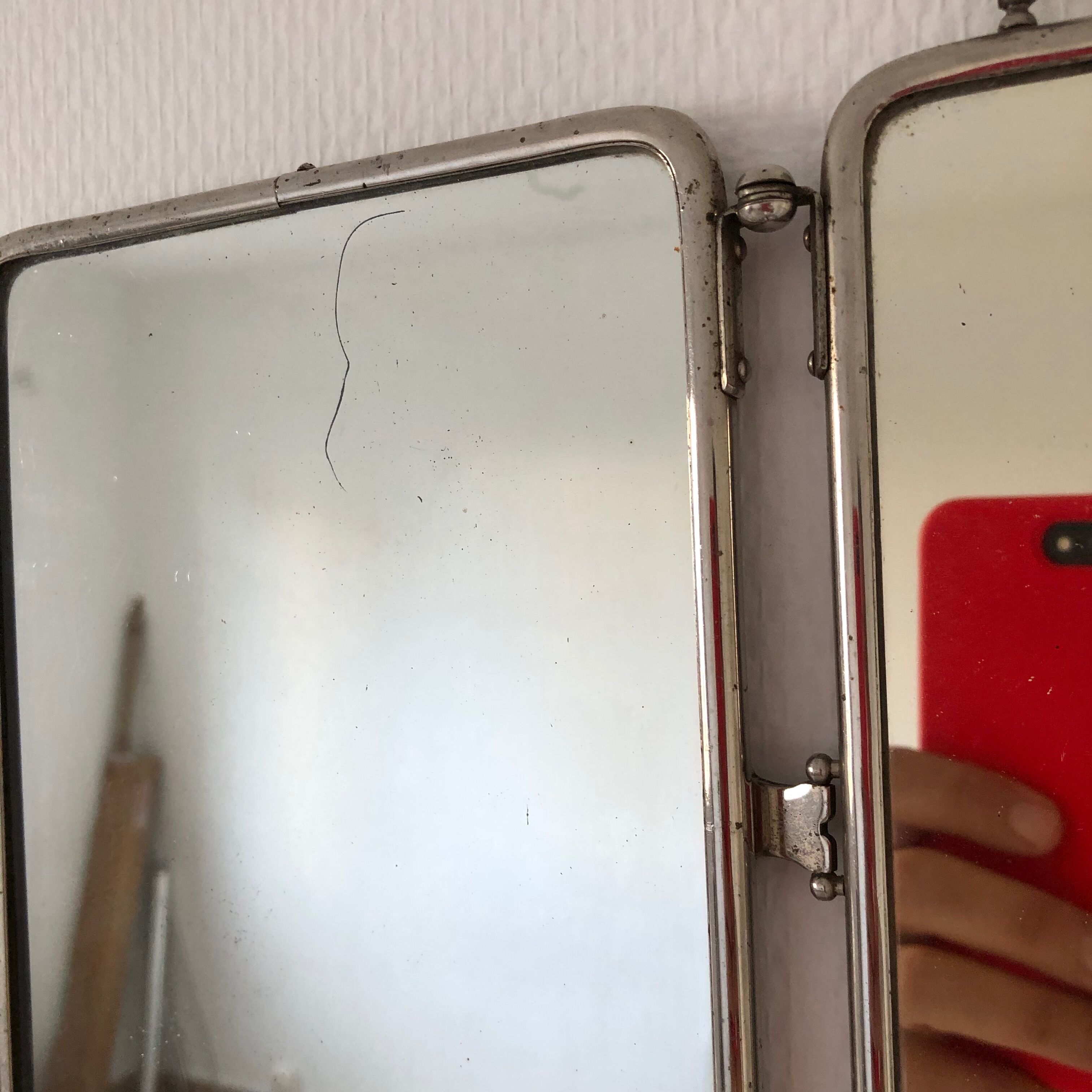 Mirror triptych barber, 1920 - 22 x 49cm