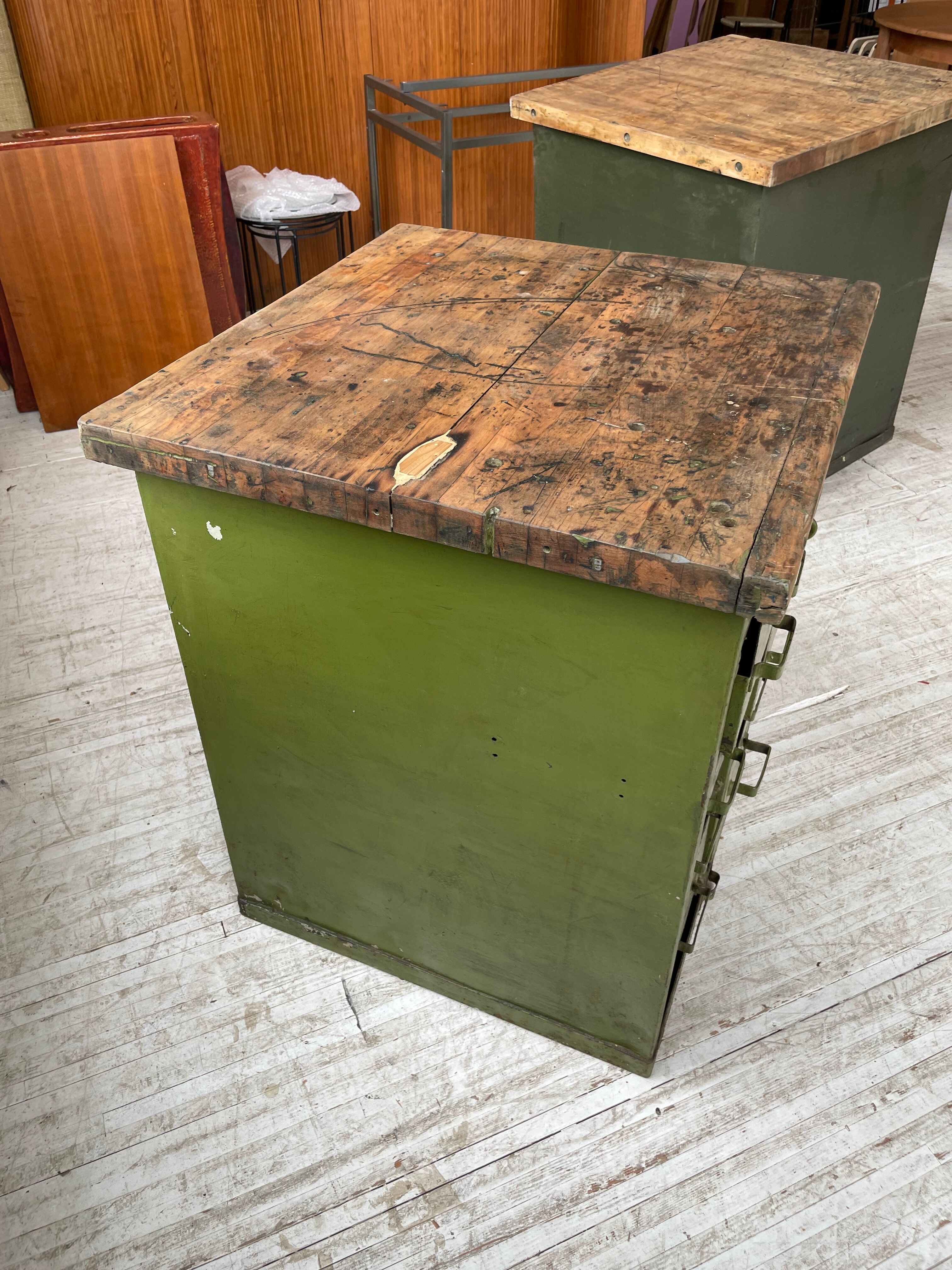 Meuble établi rangement militaire industriel vert