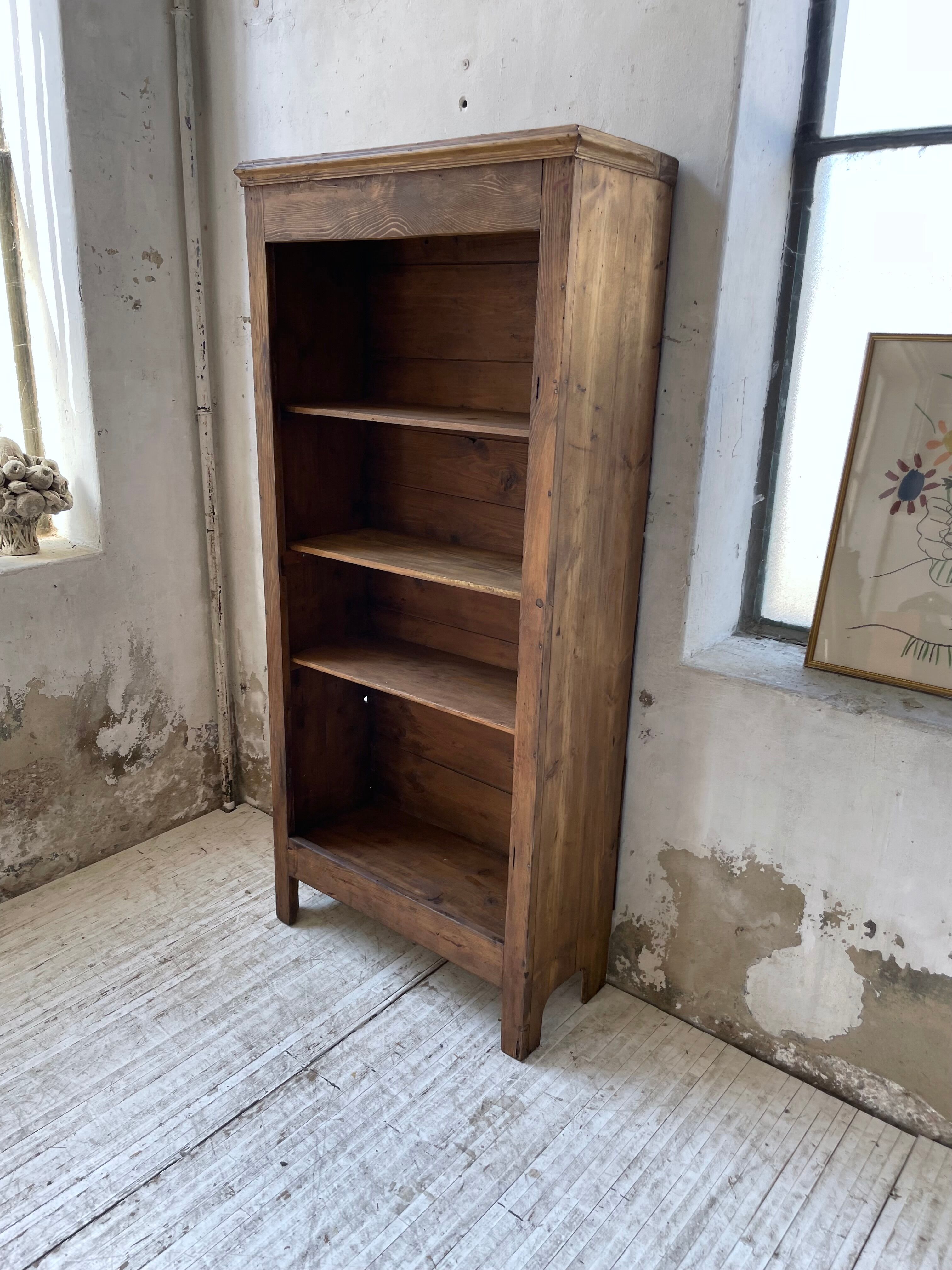 Library bonnetière pine