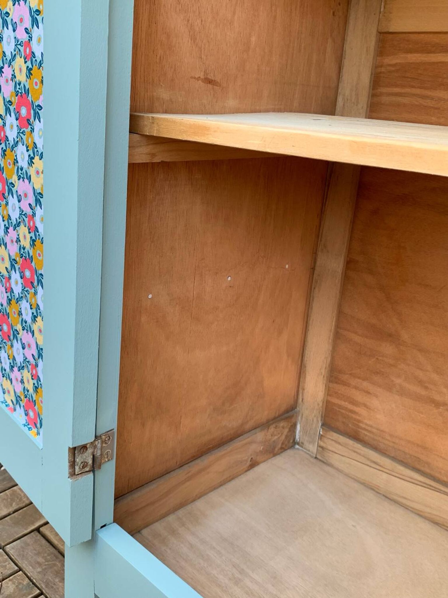 Armoire parisienne vintage bleu vert grisé