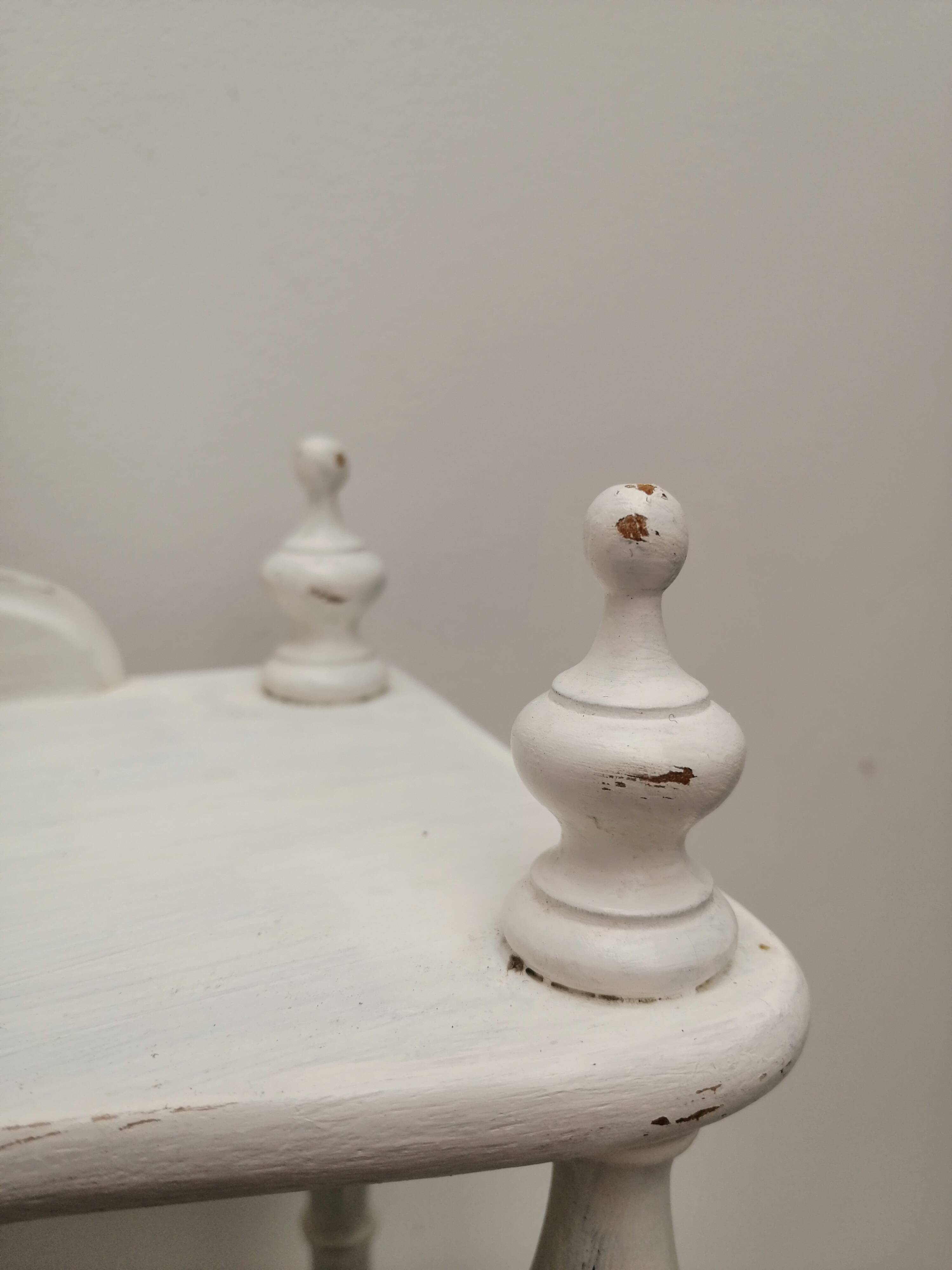 Napoleon III style shelf