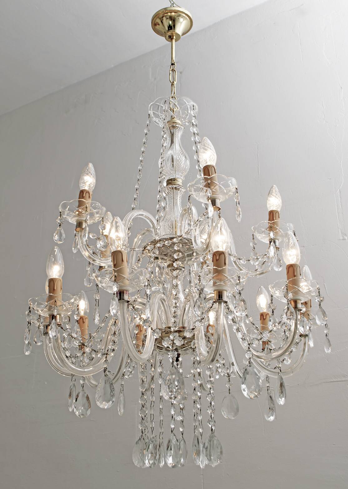 Maria Theresa Mid-Century Modern Italian 15-Light Crystal Chandelier, 1950s