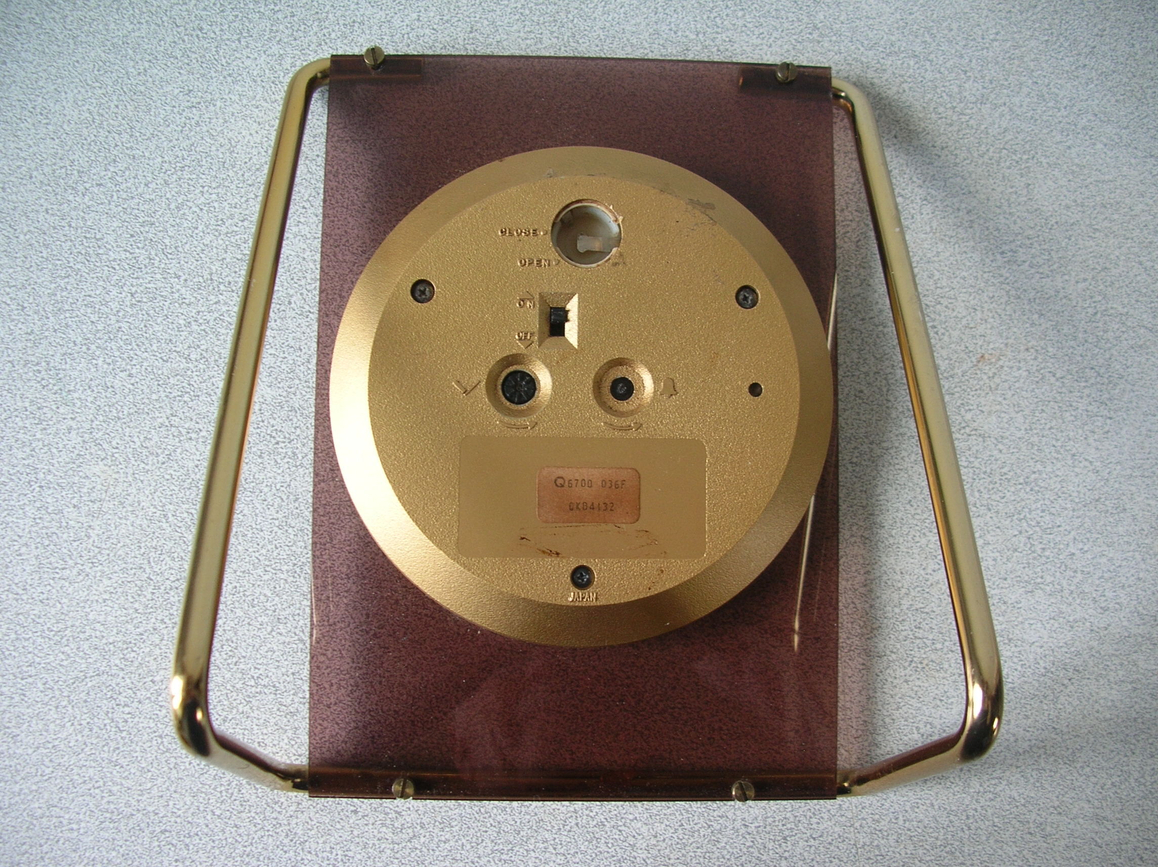 Old citizen quartz japan table clock