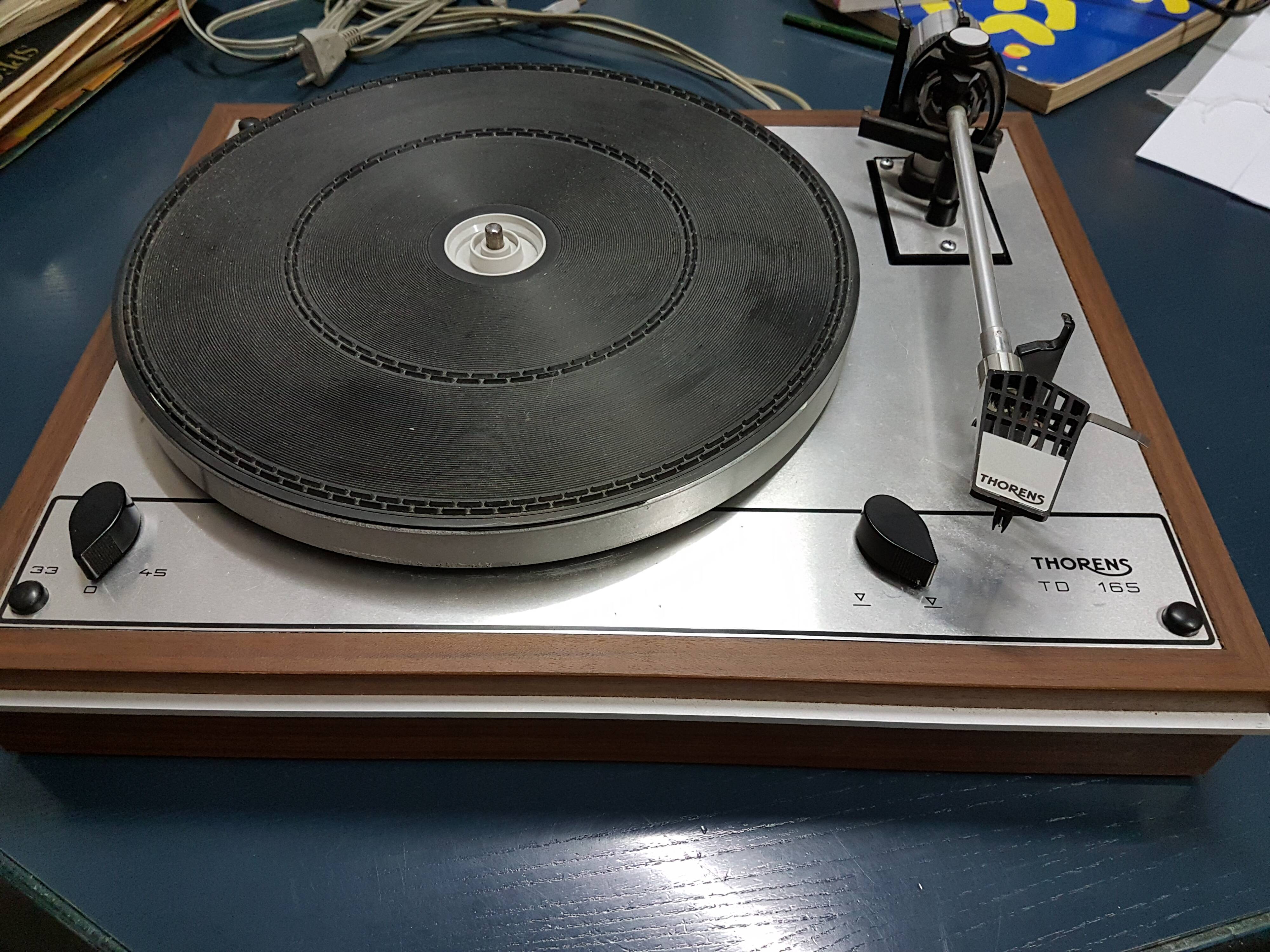 Platine vinyle Thorens td 165 des années 70