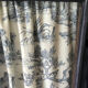 Armoire parisienne