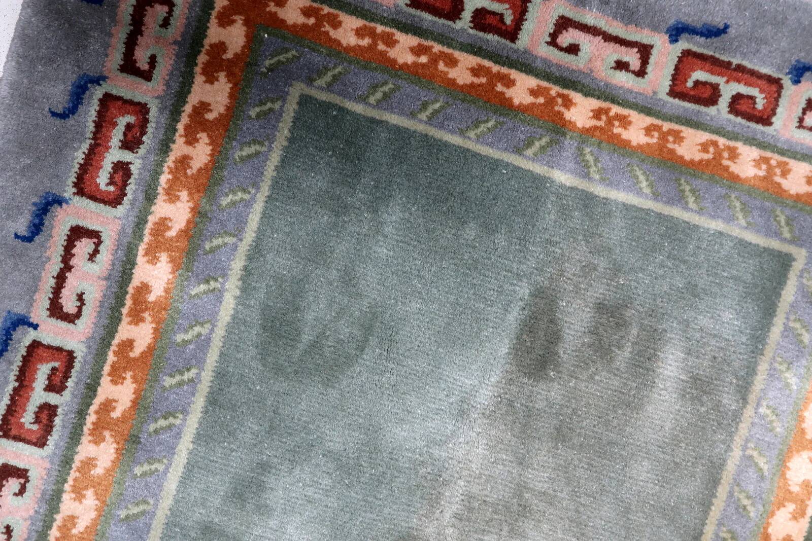 Tapis fait main Art Déco tibétain vintage 113 cm x 194 cm années 1960