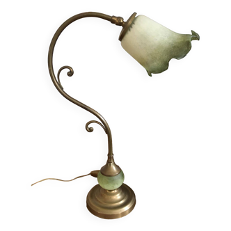 Art Deco bedside lamp with tulip and part of the foot in speckled green glass paste