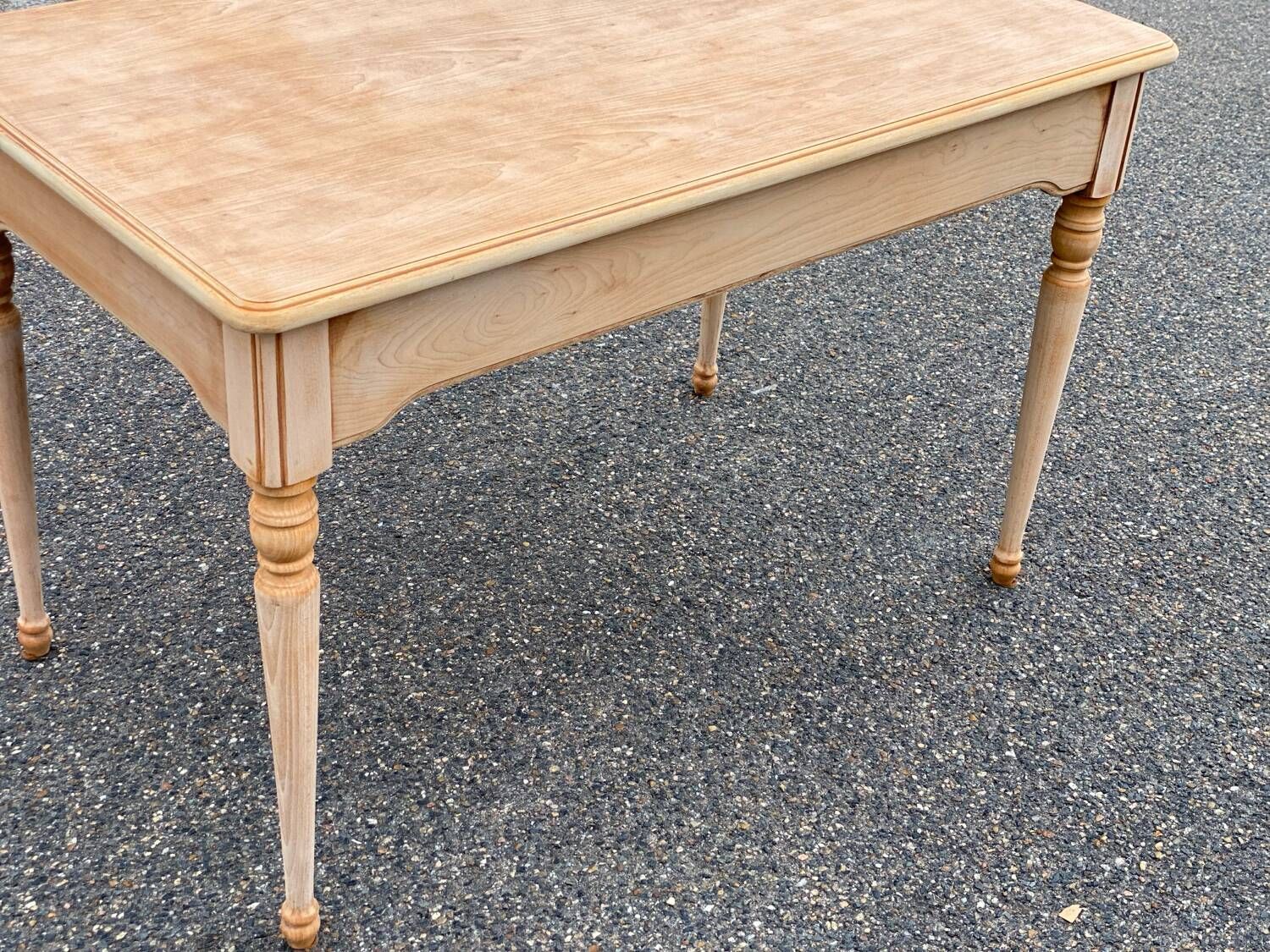 Louis XVI style presidential desk renovated in raw wood 120cm